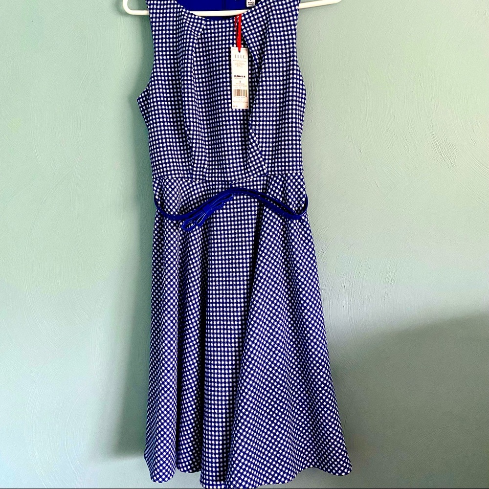 Elle New with tags Medium vintage style dress.